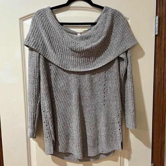 ANTHROPOLOGIE MOTH Lucerne Off Shoulder Sweater Gray Women’s Size Medium - Picture 1 of 5
